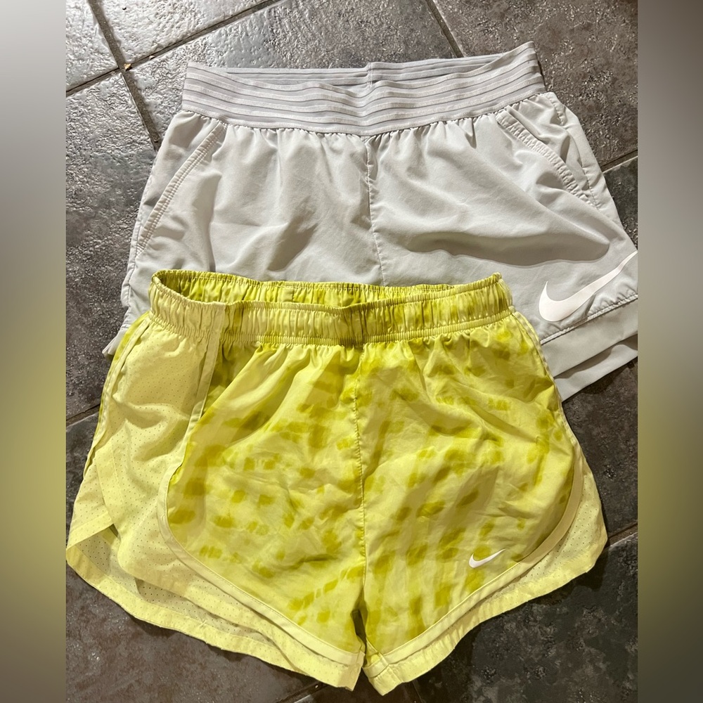 2 pair of women’s size S-Nike shorts.